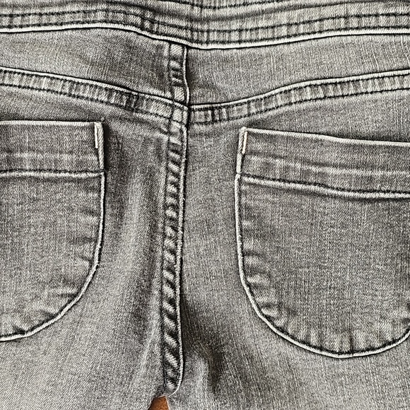 2 pair of Mini Boden overalls - Picture 8 of 8